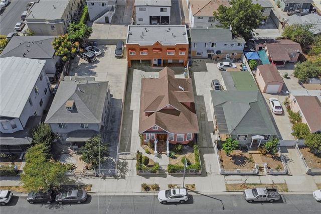 1147 Fedora Street, Los Angeles, CA 90006