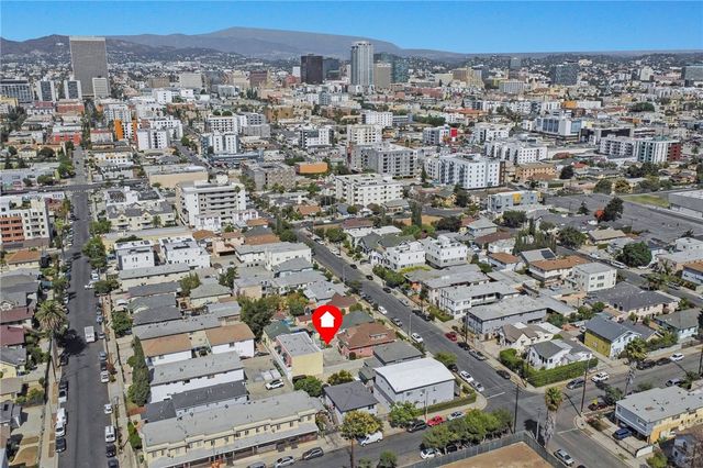 1147 Fedora Street, Los Angeles, CA 90006