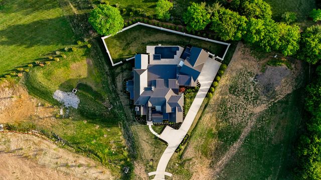 1109 McCall Ct, Brentwood, TN 37027
