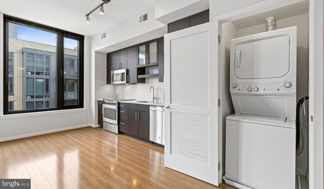 8300 WISCONSIN AVE #3B-1-938, Bethesda, MD 20814