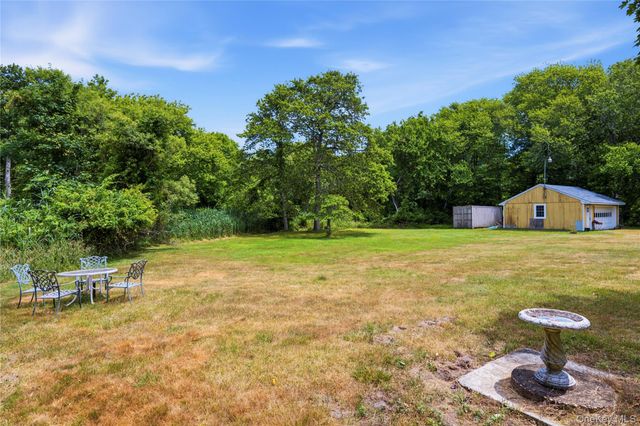 1680 N Sea Road, Southampton, NY 11968