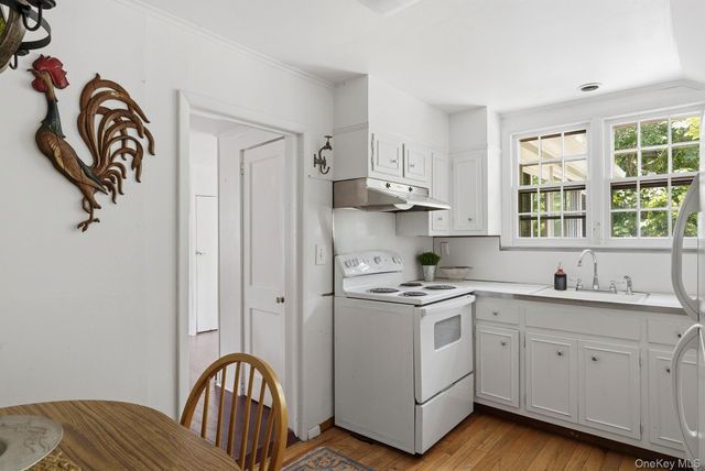 1680 N Sea Road, Southampton, NY 11968