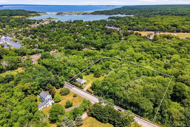 1680 N Sea Road, Southampton, NY 11968