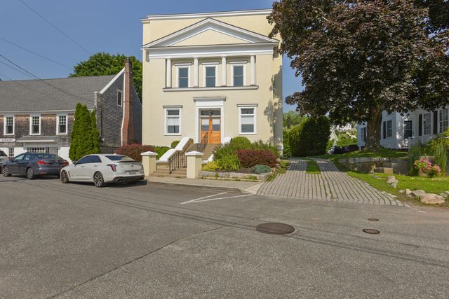 7 Gravel Street 1, Groton, CT 06355