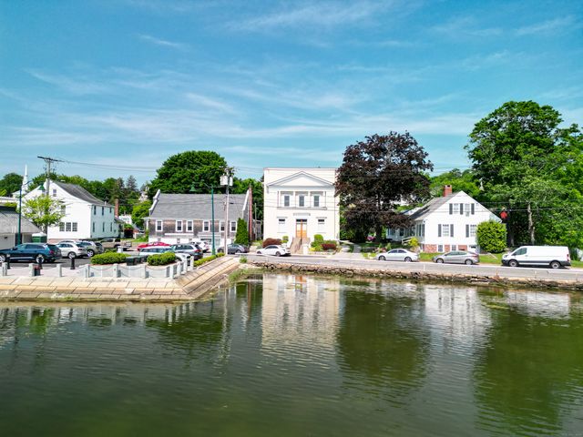 7 Gravel Street 1, Groton, CT 06355