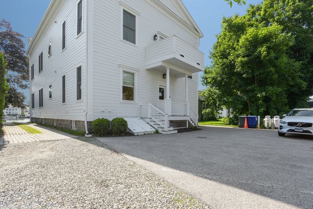 7 Gravel Street 1, Groton, CT 06355