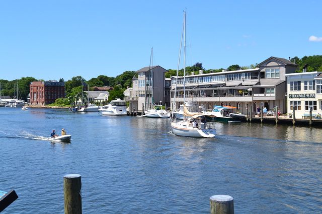 7 Gravel Street 1, Groton, CT 06355