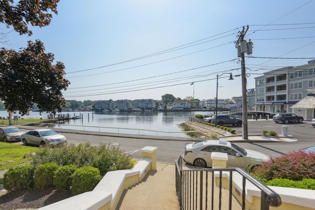 7 Gravel Street 1, Groton, CT 06355