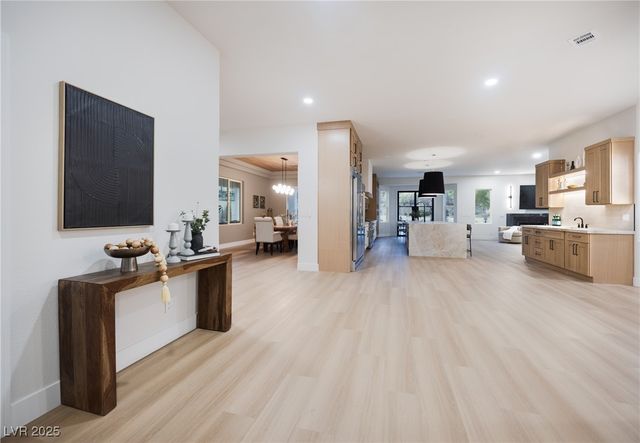 821 Star Pine Drive, Las Vegas, NV 89144