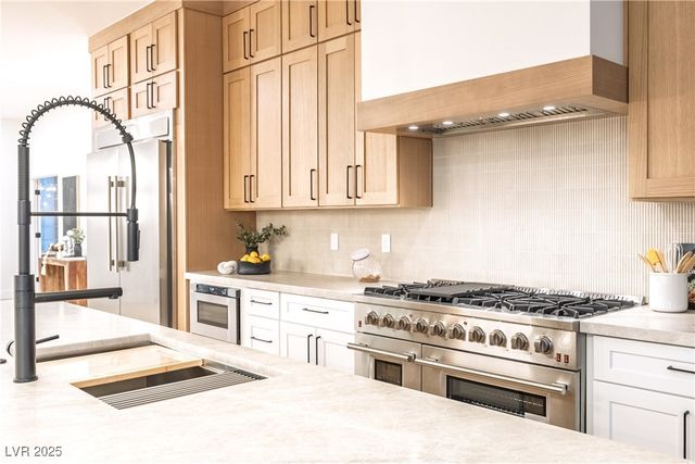 821 Star Pine Drive, Las Vegas, NV 89144