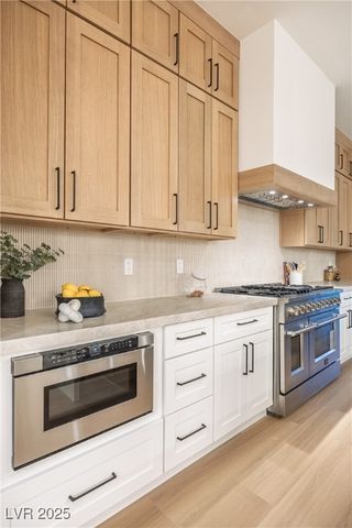 821 Star Pine Drive, Las Vegas, NV 89144