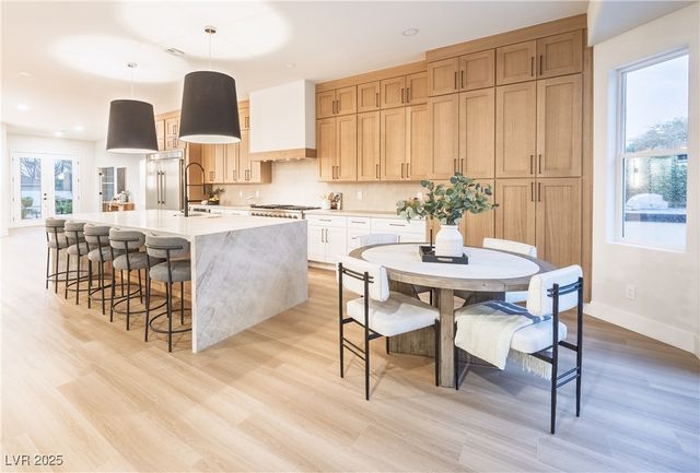 821 Star Pine Drive, Las Vegas, NV 89144