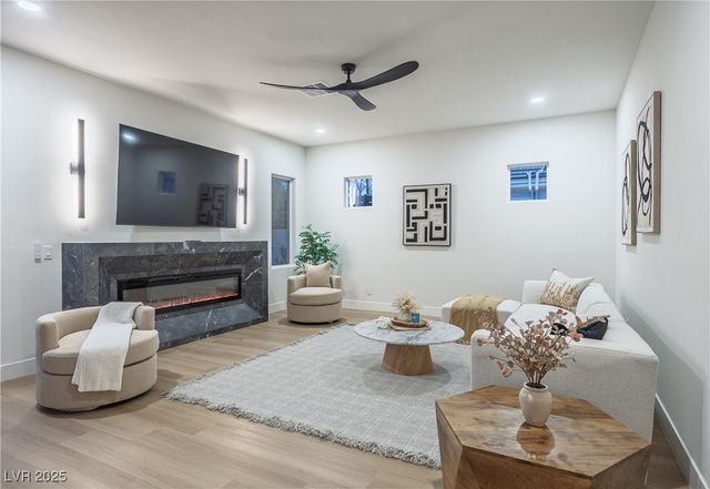 821 Star Pine Drive, Las Vegas, NV 89144