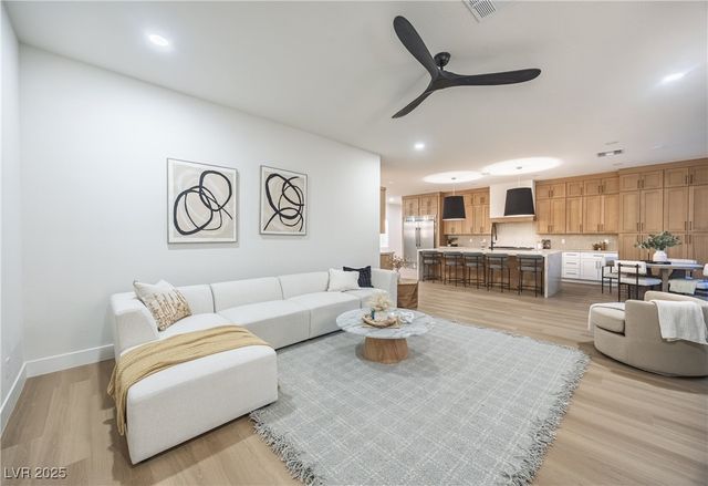 821 Star Pine Drive, Las Vegas, NV 89144