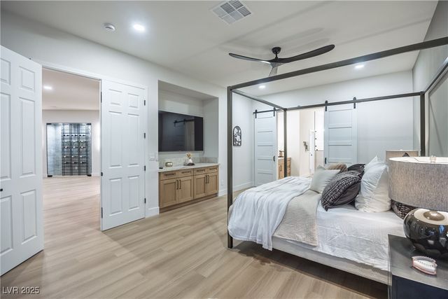 821 Star Pine Drive, Las Vegas, NV 89144