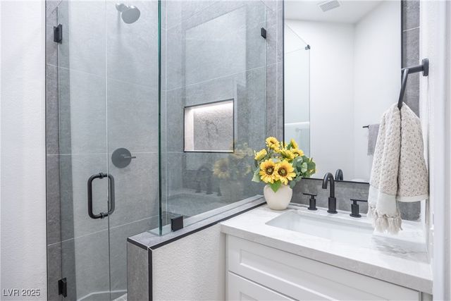 821 Star Pine Drive, Las Vegas, NV 89144