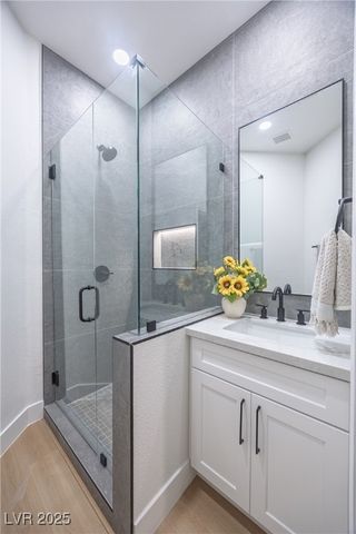 821 Star Pine Drive, Las Vegas, NV 89144