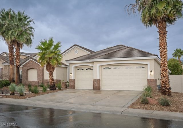 821 Star Pine Drive, Las Vegas, NV 89144