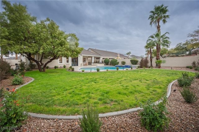 821 Star Pine Drive, Las Vegas, NV 89144