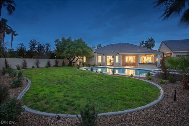 821 Star Pine Drive, Las Vegas, NV 89144