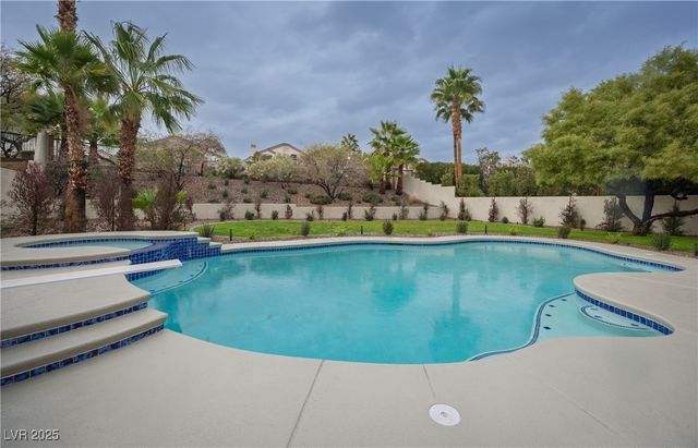 821 Star Pine Drive, Las Vegas, NV 89144