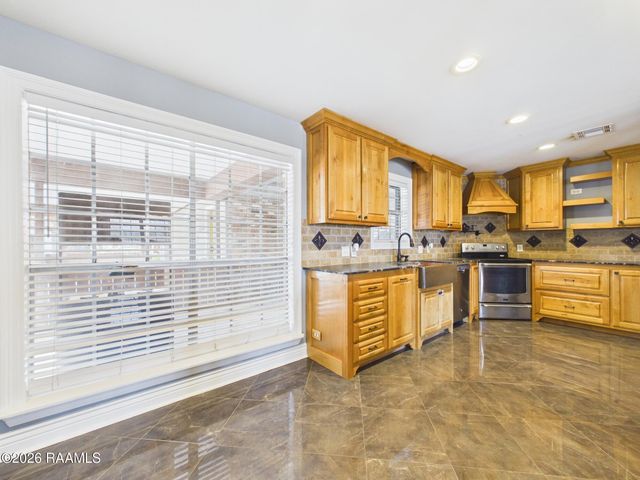 312 S Fieldspan, Scott, LA 70583