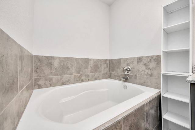 4423 Santorini Lane, Houston, TX 77045