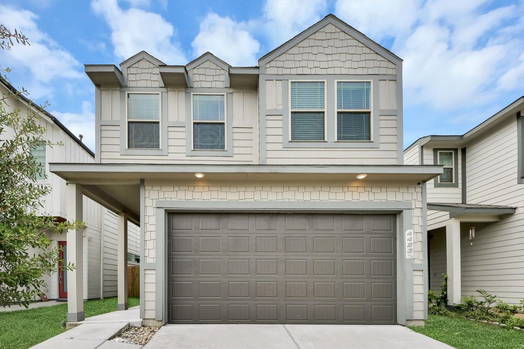 4423 Santorini Lane, Houston, TX 77045