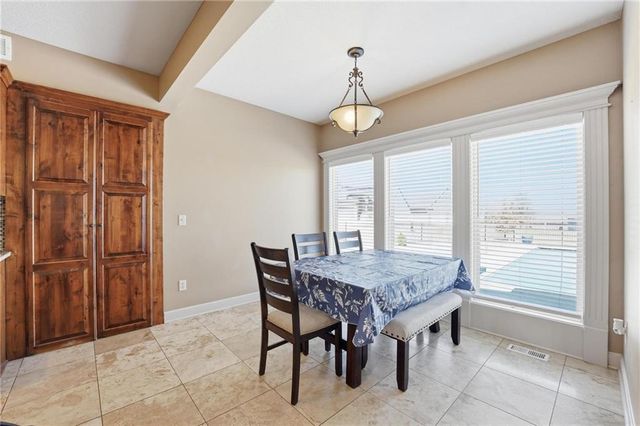 4701 Corinth Drive, St Joseph, MO 64506