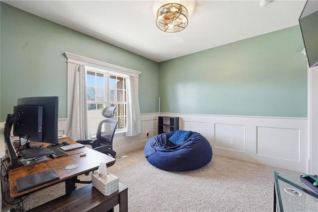 4701 Corinth Drive, St Joseph, MO 64506