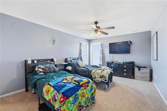 4701 Corinth Drive, St Joseph, MO 64506