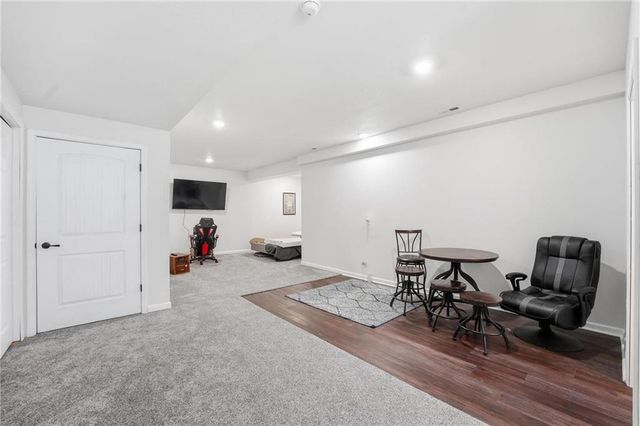 4701 Corinth Drive, St Joseph, MO 64506