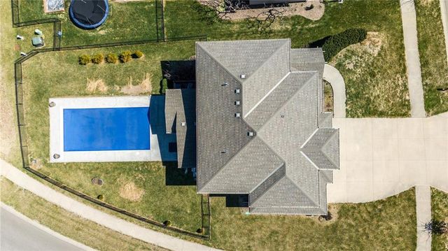 4701 Corinth Drive, St Joseph, MO 64506