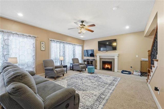 4701 Corinth Drive, St Joseph, MO 64506