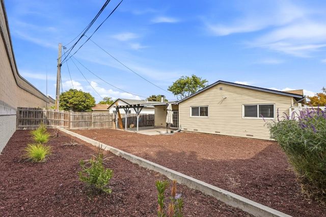 25948 Peterman Avenue, Hayward, CA 94545
