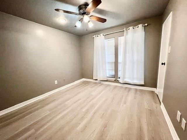 27 N Greenbud Court, The Woodlands, TX 77380