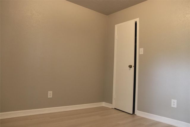 27 N Greenbud Court, The Woodlands, TX 77380