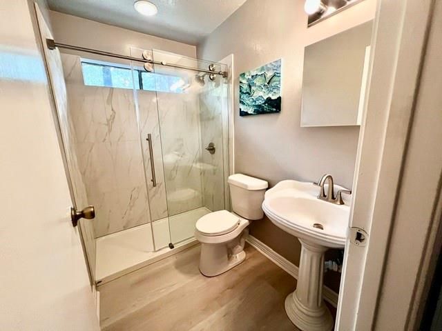 27 N Greenbud Court, The Woodlands, TX 77380