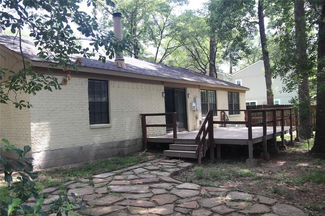 27 N Greenbud Court, The Woodlands, TX 77380