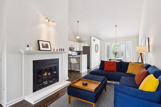 2824 Kenwood Isles Drive, Minneapolis, MN 55408