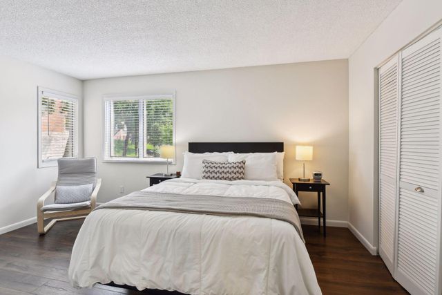 2824 Kenwood Isles Drive, Minneapolis, MN 55408