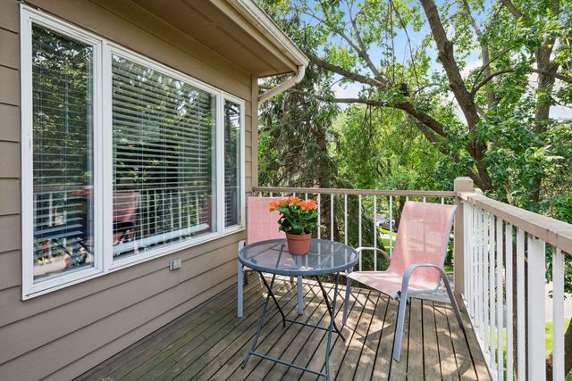 2824 Kenwood Isles Drive, Minneapolis, MN 55408