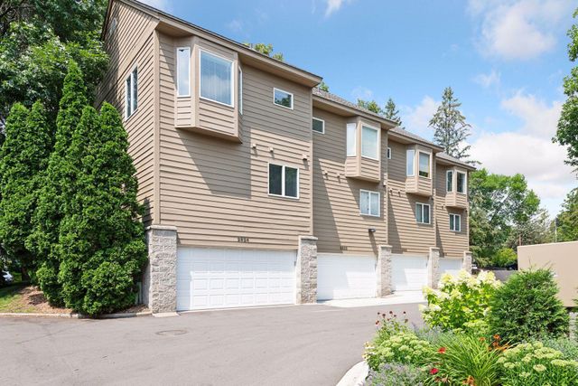 2824 Kenwood Isles Drive, Minneapolis, MN 55408