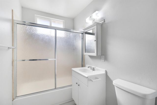 3900 Santa Fe Way, North Highlands, CA 95660