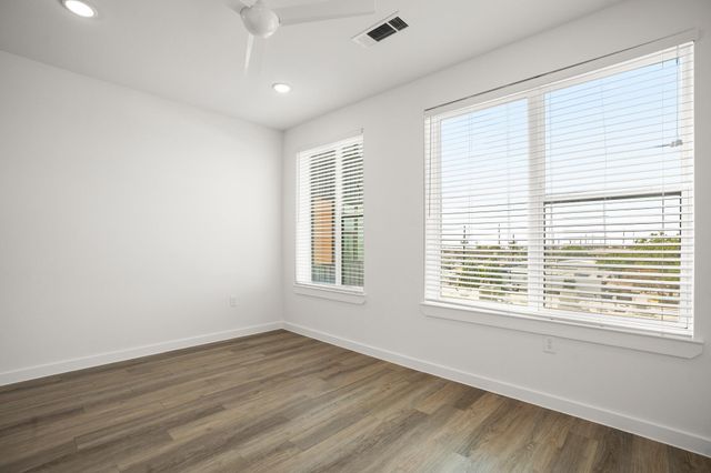 6324 N Lamar BLVD 317, Austin, TX 78752