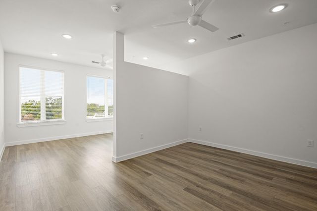 6324 N Lamar BLVD 317, Austin, TX 78752
