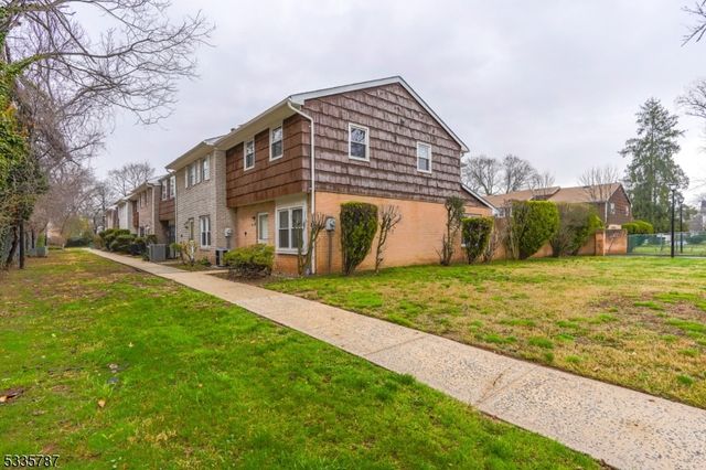 614 W 8th St 10, Plainfield City, NJ 07060