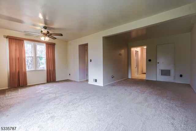 614 W 8th St 10, Plainfield City, NJ 07060