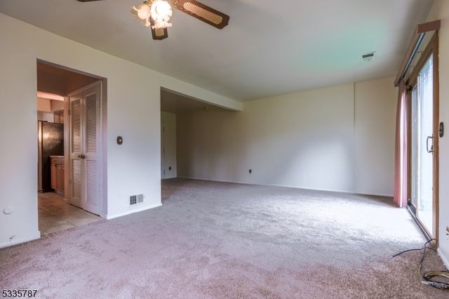 614 W 8th St 10, Plainfield City, NJ 07060