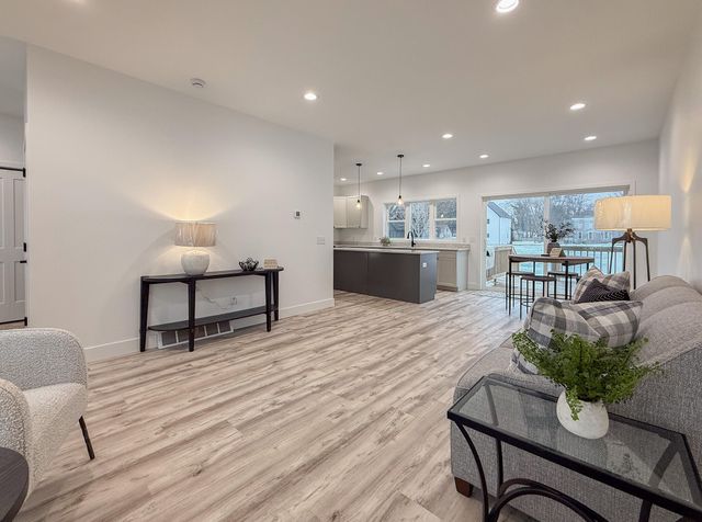 102 N Mill Street, Dowagiac, MI 49047